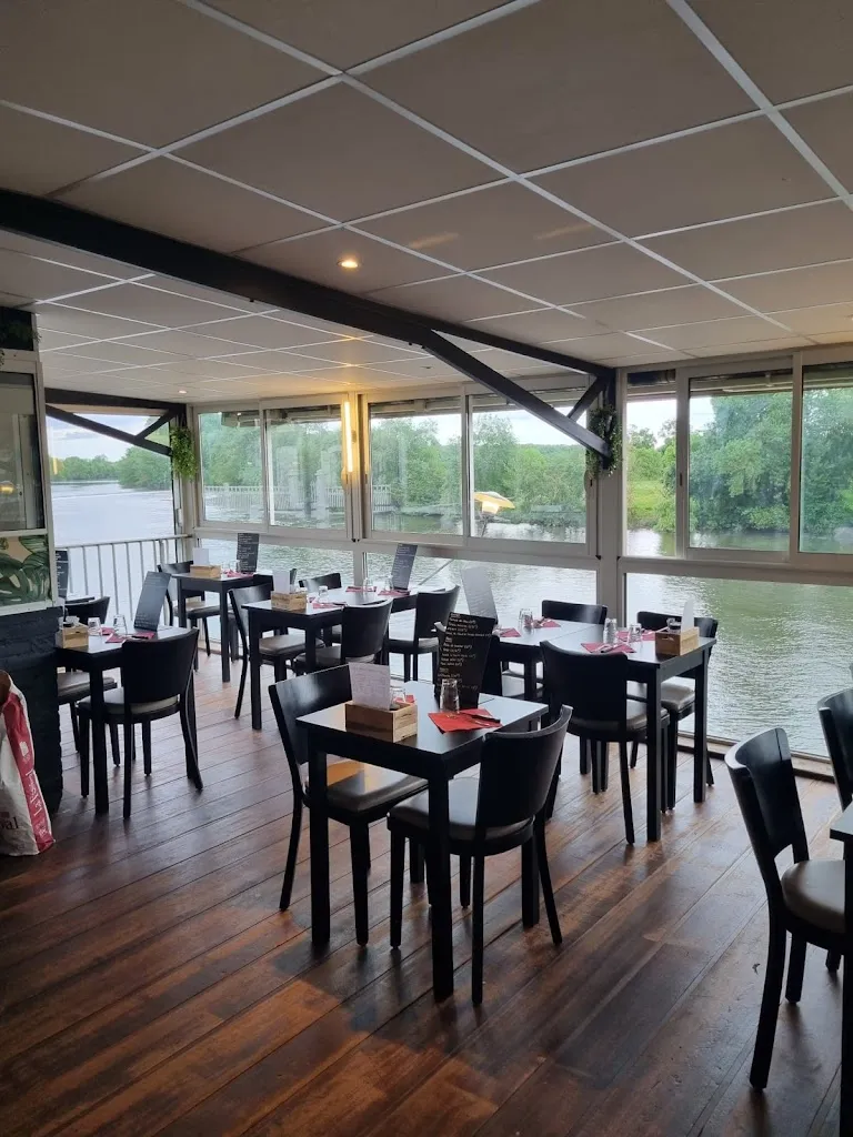 LA TABLE DE NINI restaurant in Hauts-d'Anjou