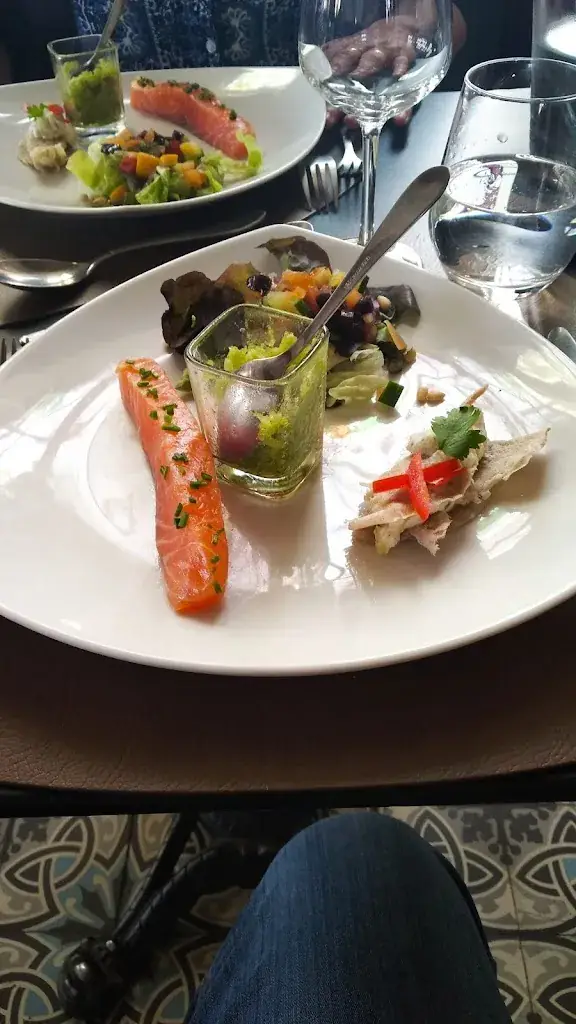 Menü_Logis Le Grand Hôtel Montval-sur-Loir_Montval-sur-Loir_Bild_6