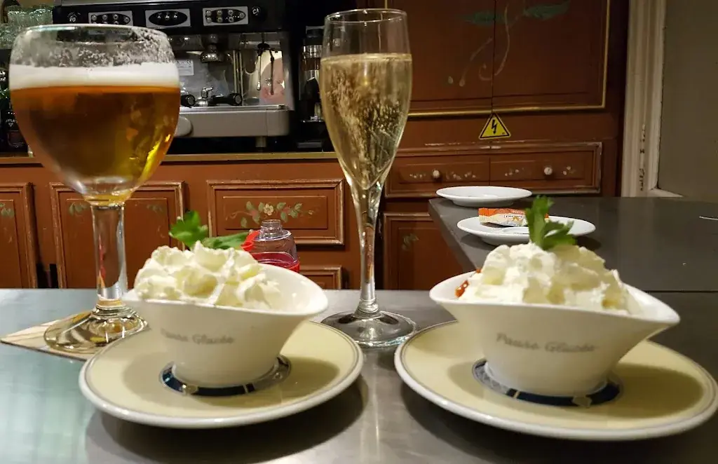 Menü_Logis Le Grand Hôtel Montval-sur-Loir_Montval-sur-Loir_Bild_7