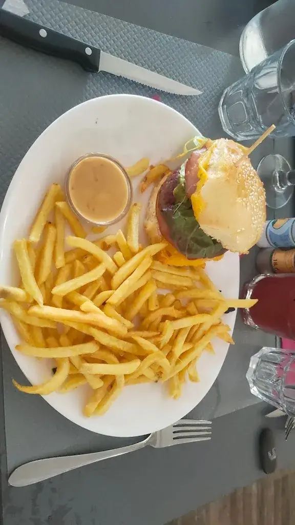 Menu_L'imprévu Brasserie Castelorienne_Montval-sur-Loir_image_9