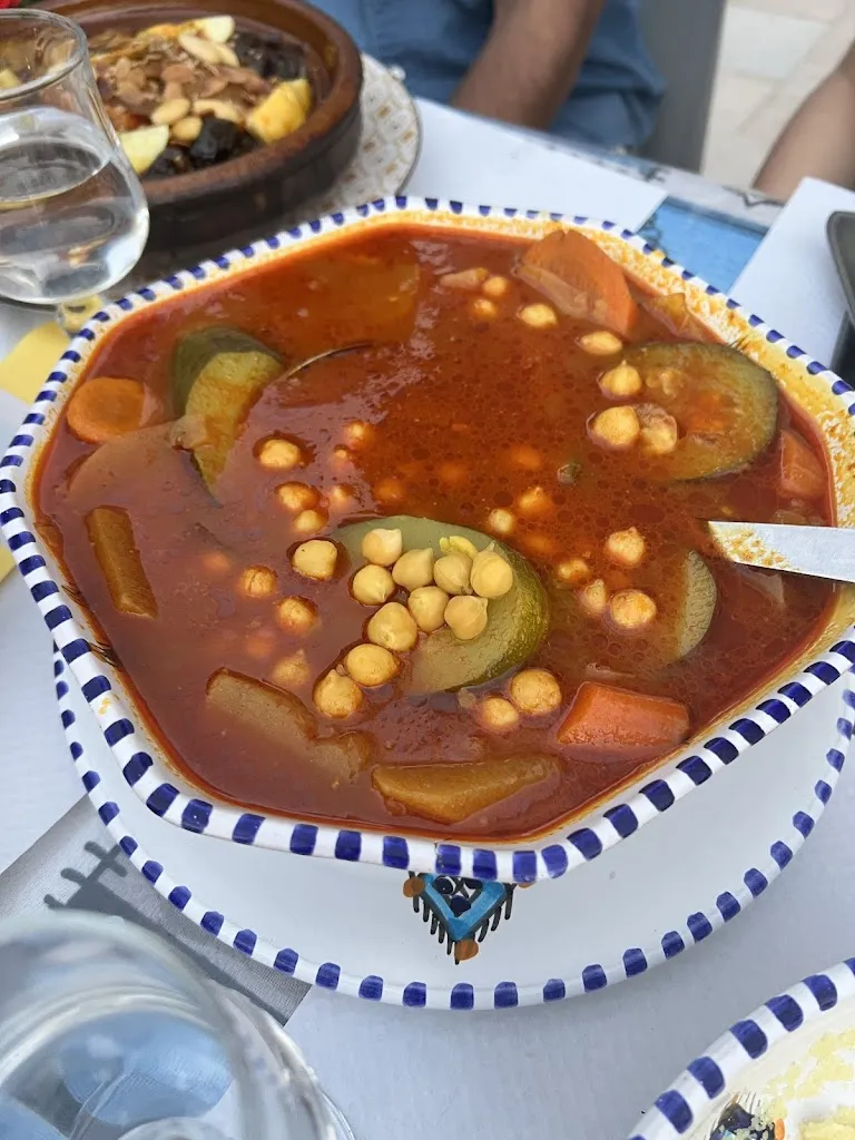 Chatelkhir Soufia_Le Tanger_Montval-sur-Loir_review