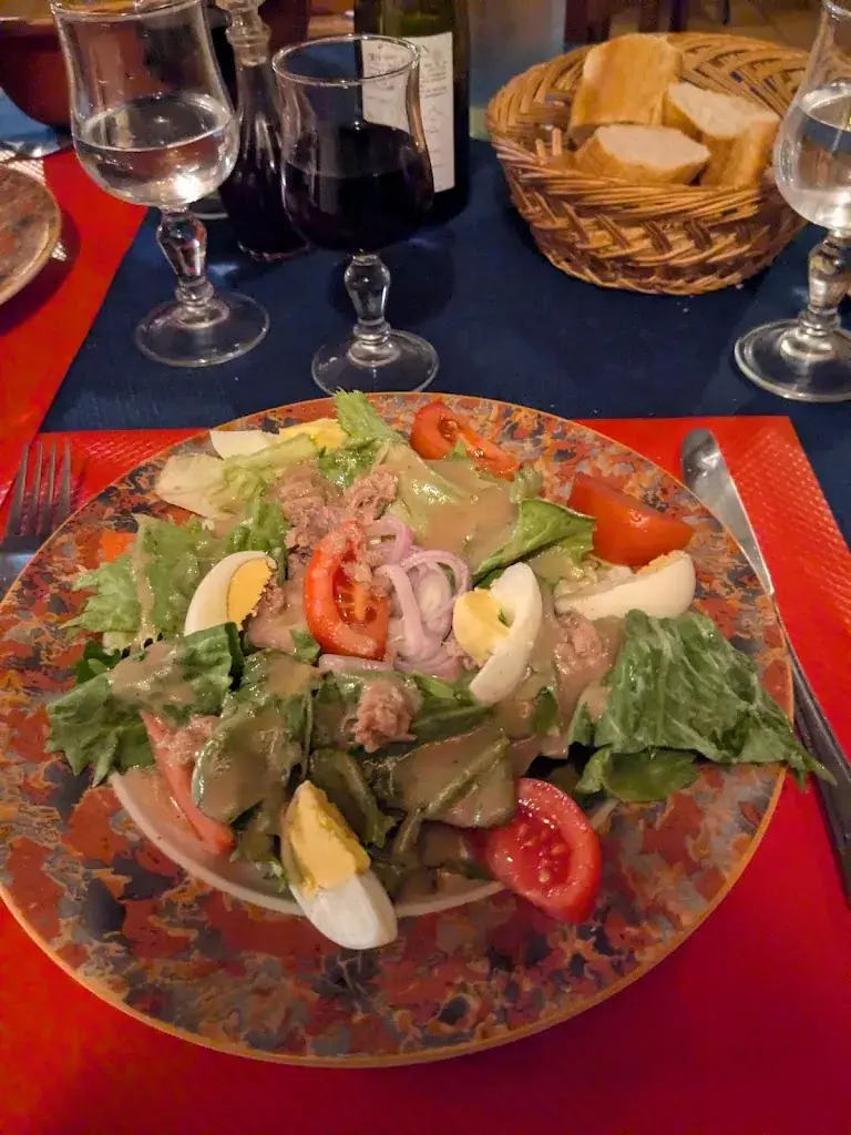 Au Vieux Castel Restaurant in Montval-sur-Loir