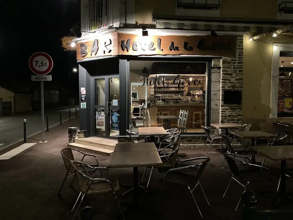 Hôtel de la Gare restaurant in Montval-sur-Loir