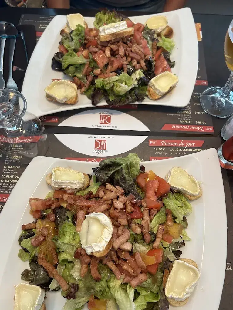 Tsrd_Brasserie LE WIFI_Montval-sur-Loir_review