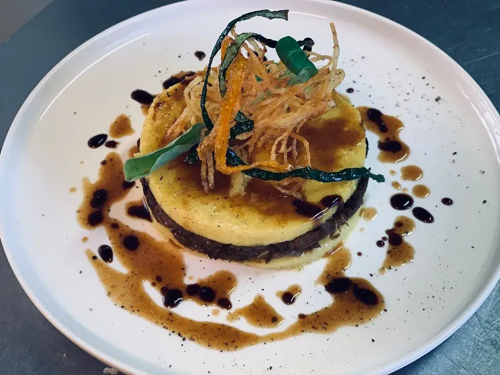 Auberge du Cheval Blanc_Beaumont-Pied-de-Bœuf_slider_image_2