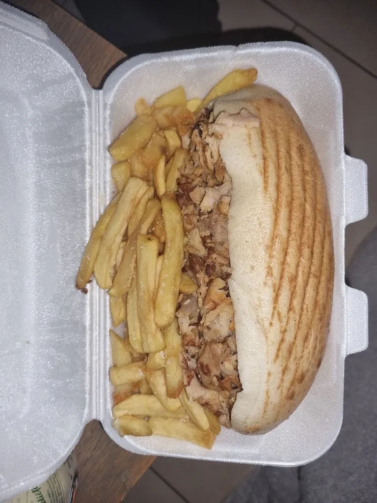 Camille_Subito Pizza_Montval-sur-Loir_review