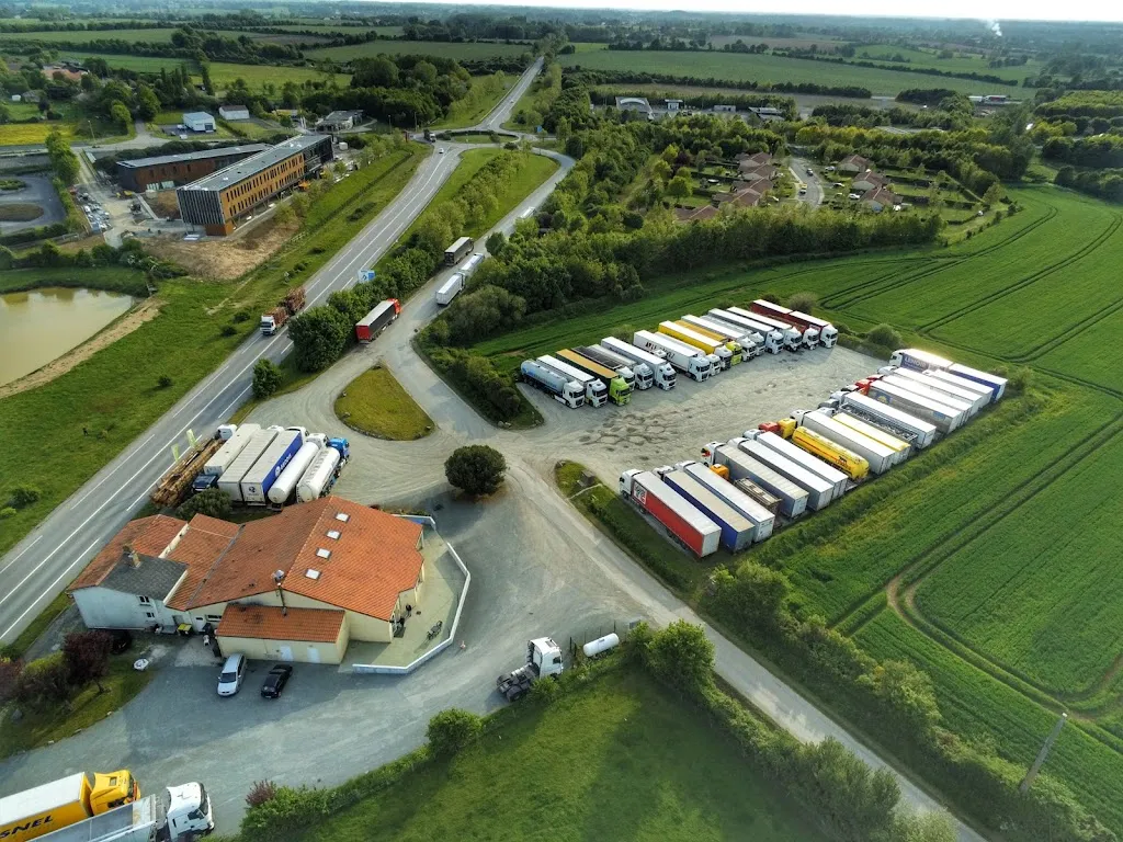 Restaurant L'Echangeur - Le Pinier- 85 Les Essarts_Essarts-en-Bocage_slider_image_3