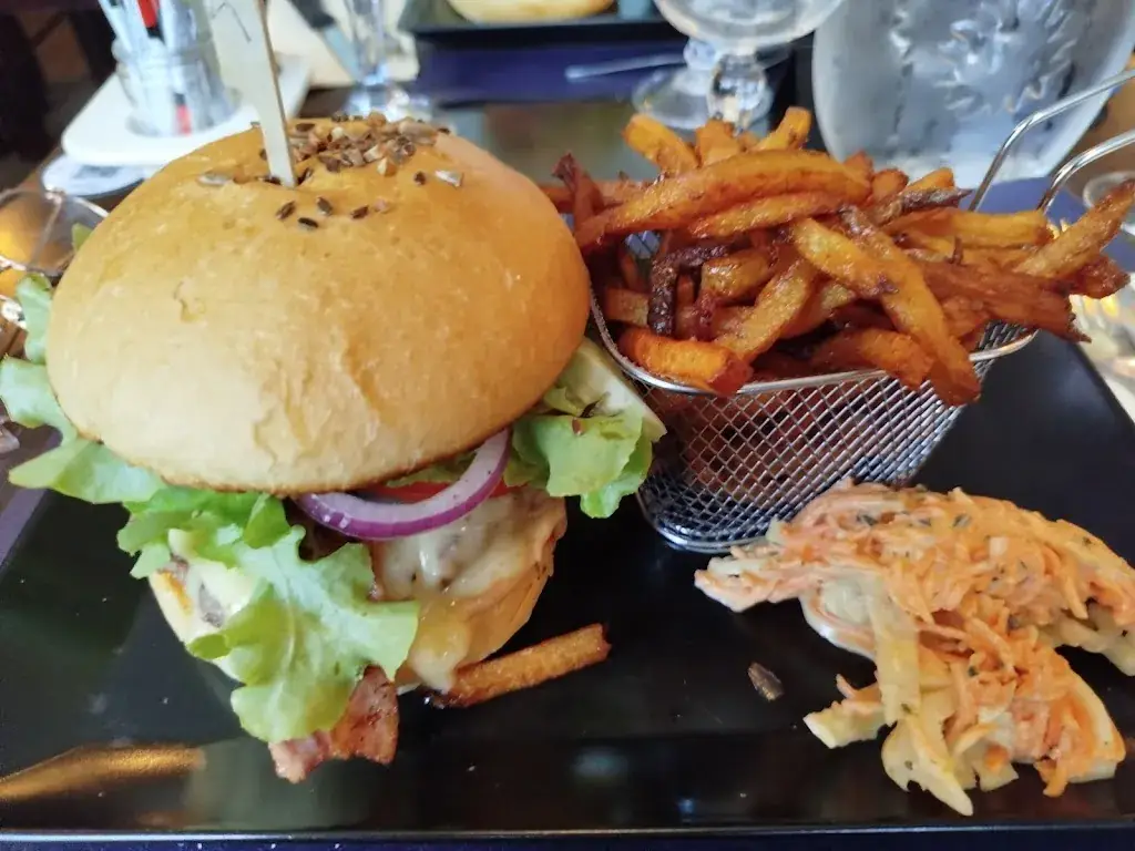 Mialinirina_Le Gavroche_Chavagnes-en-Paillers_review