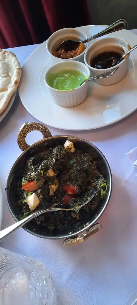 V. L.M._Restaurant Château Gontier Punjab_Château-Gontier-sur-Mayenne_review