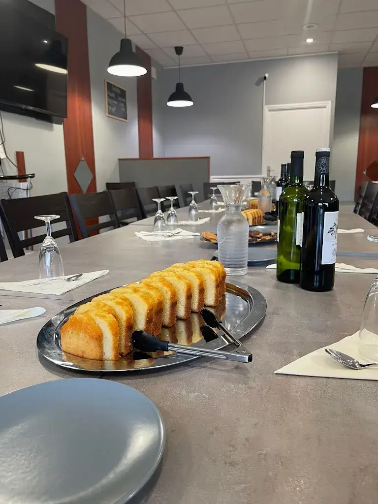 La PAUSE Restaurant Bar Tabac FDJ 53200 Château-Gontier_Château-Gontier-sur-Mayenne_slider_image_2