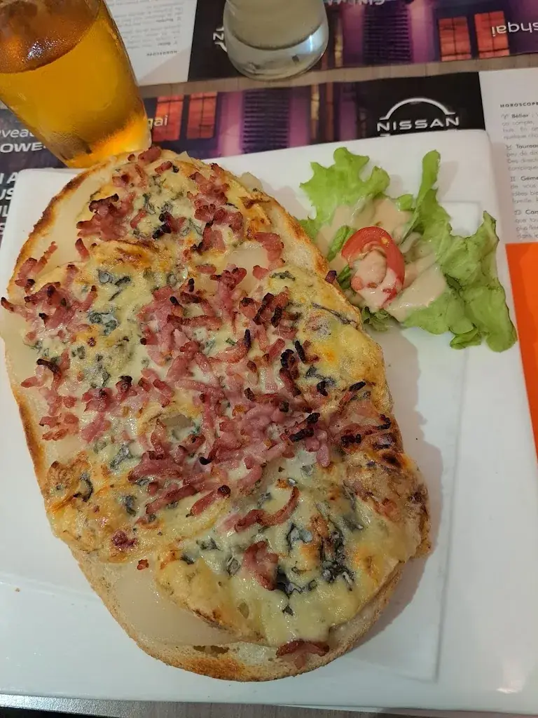 Zoé Larue_Creperie brasserie L'Agora_Château-Gontier-sur-Mayenne_review