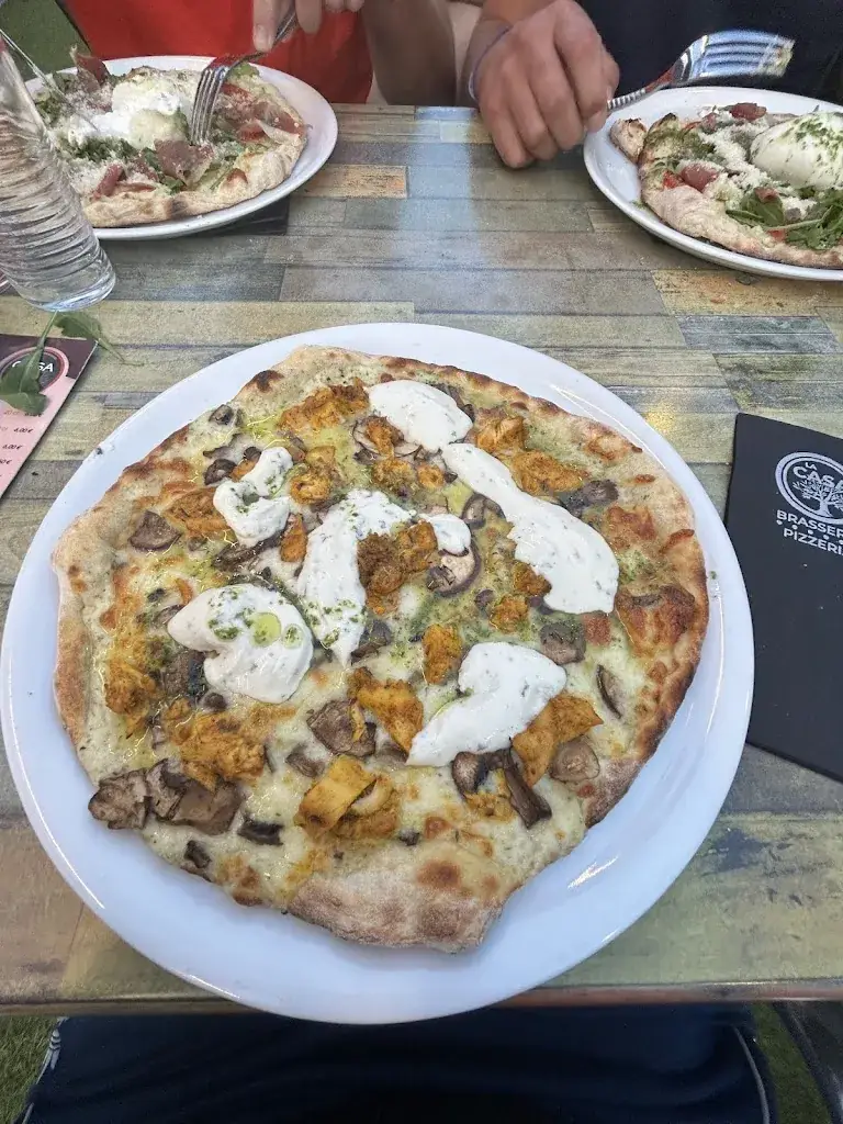 Valentin Marchand_Brasserie Pizzeria La Casa_Château-Gontier-sur-Mayenne_review