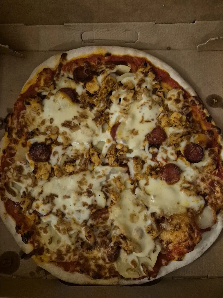 Bruno et Linda FRAQUET_SHOW PIZZ_Château-Gontier-sur-Mayenne_review