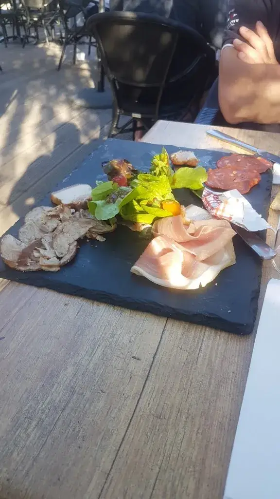 Menu_Les Copains d'Abord_Roche-Neuville_image_7