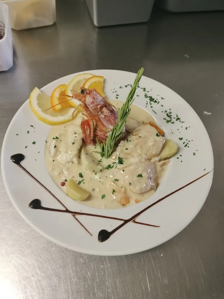 Le Central_Coëx_slider_image_3