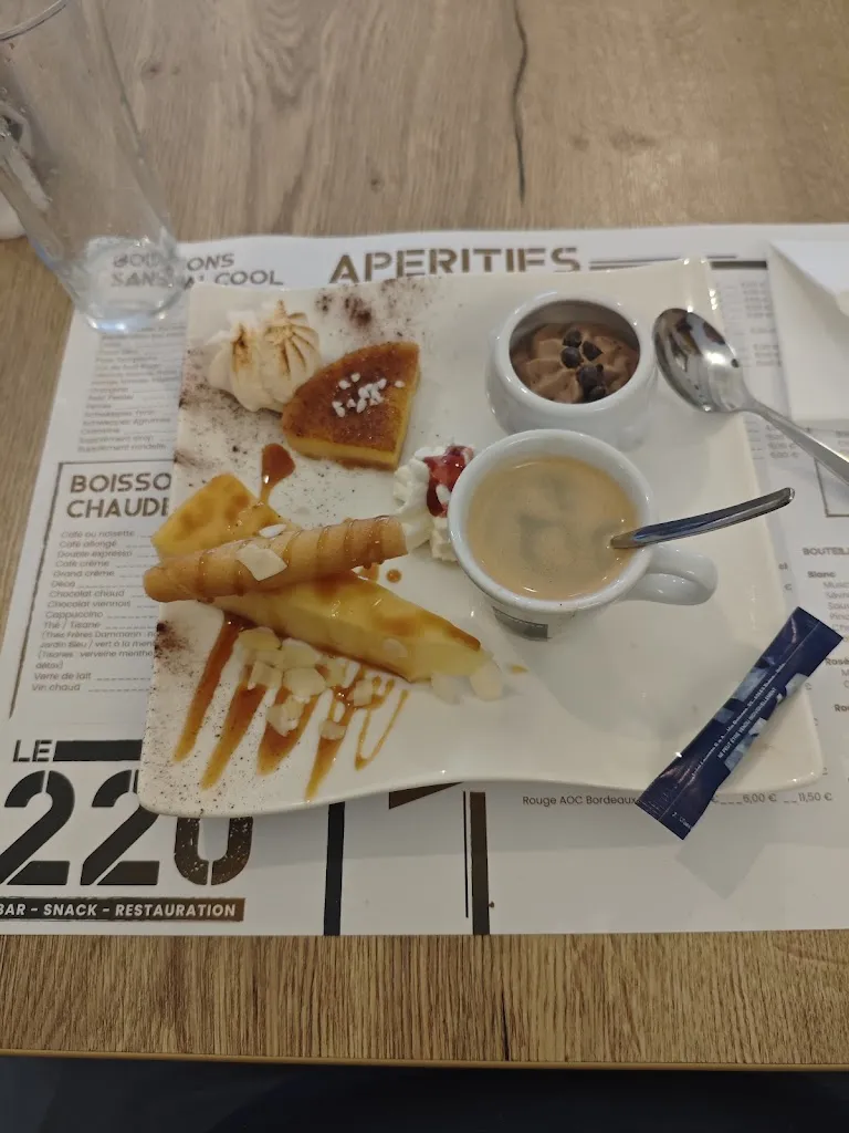 Jordane Lagay_Le 220_Commequiers_recensione