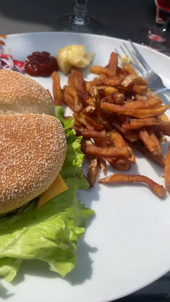 laury aube_La Maringotte_Commequiers_review