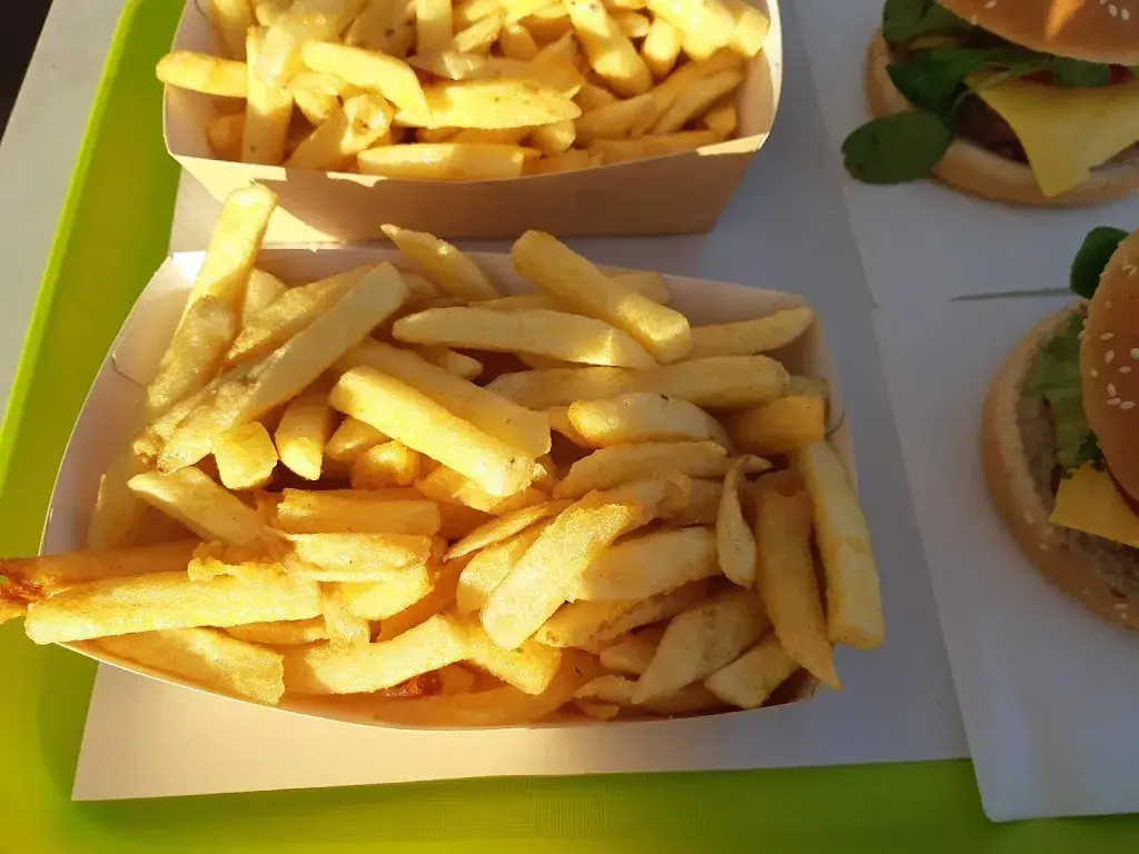 Rossi fr_Friterie Belge_Commequiers_recensione