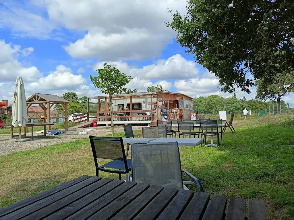 nathalie Rebelcat_Friterie Belge_Commequiers_recensione