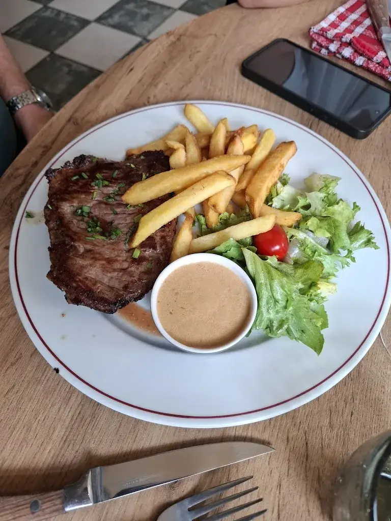 Hotel Restaurant la Gare_Commequiers_slider_image_2