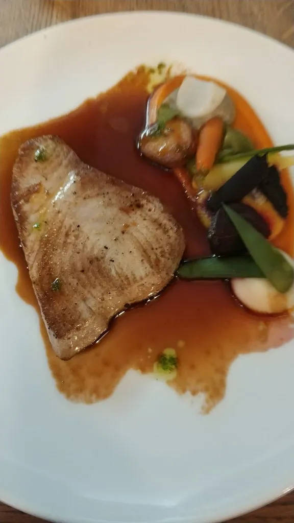 Holger Warth_L'Ecailler_Cholet_review