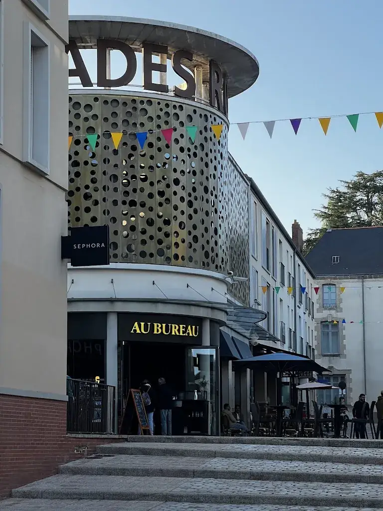 Peter Williams_Au Bureau - Pub et Brasserie_Cholet_review