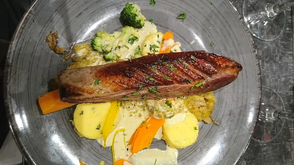 Restaurant Le Parvis_Cholet_slider_image_2