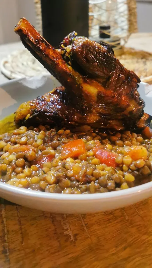 Las chicas bar restaurant_Montélier_slider_image_2