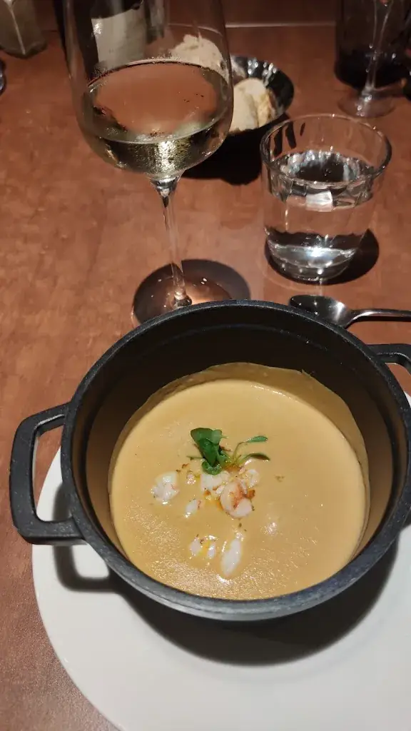 Julie Boisseau_LA VILLA DES LYS_Cholet_review