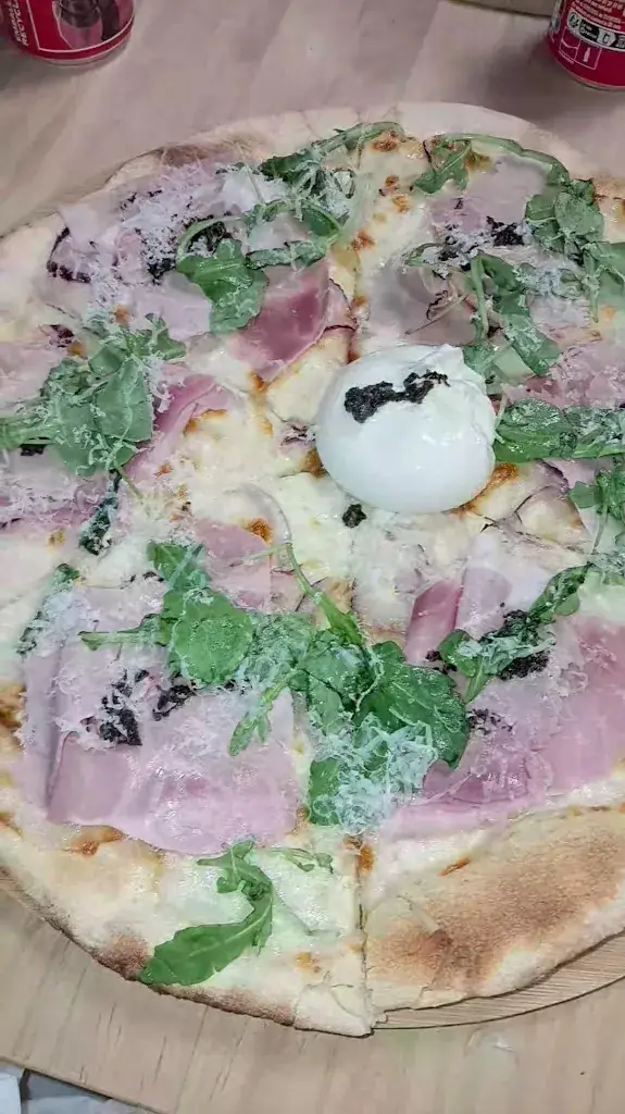 Fine&Za_Cholet_slider_image_2