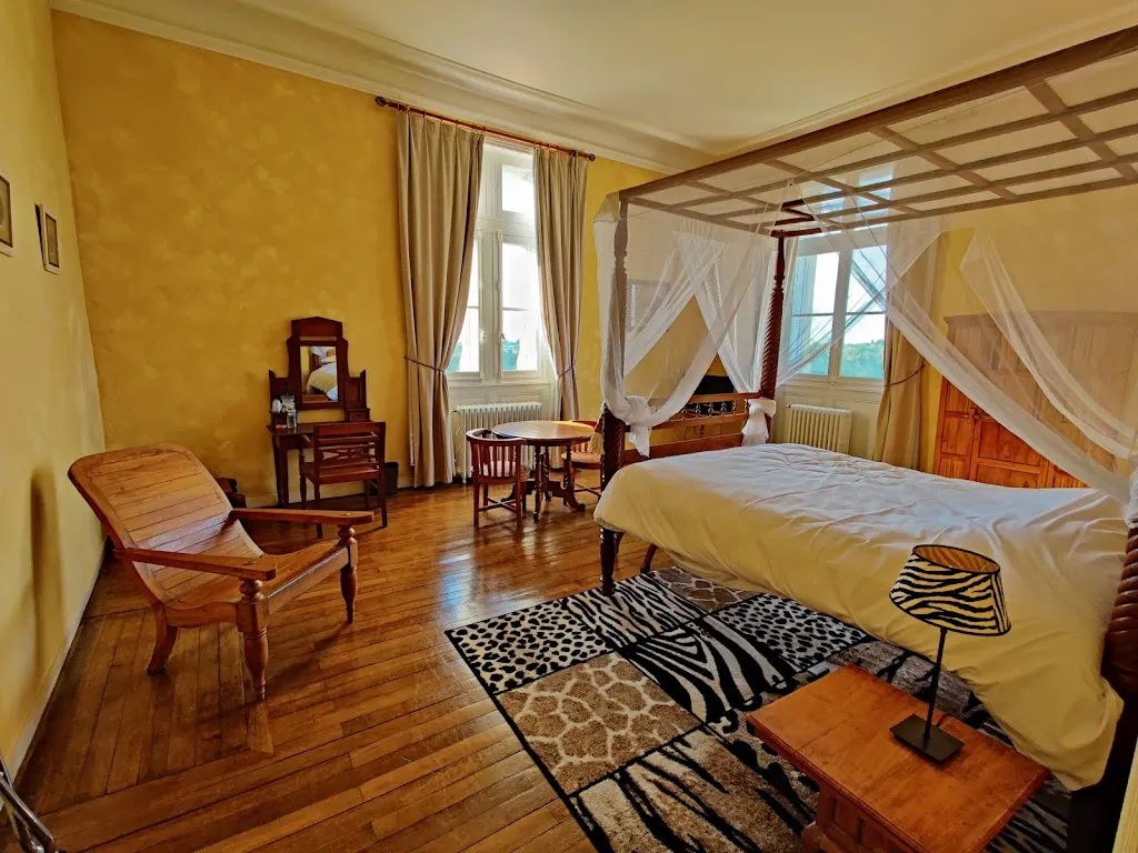 Logis Château de la Tremblaye_Cholet_slider_image_2