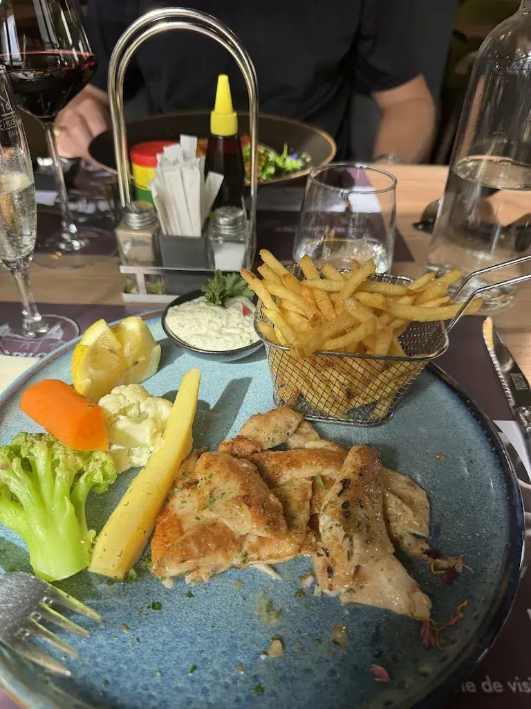 Ed E_Café du Commerce_Grandson_review