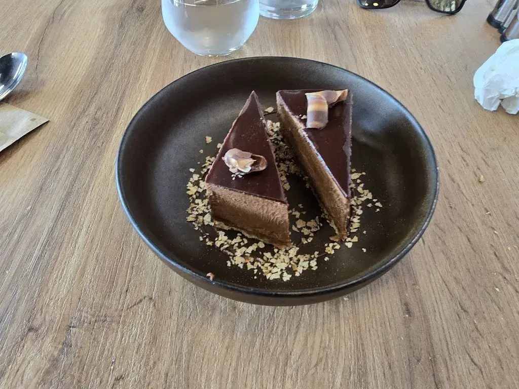 Alexandre BOURGEOIS _La Casa Napoli Renazé_Renazé_review