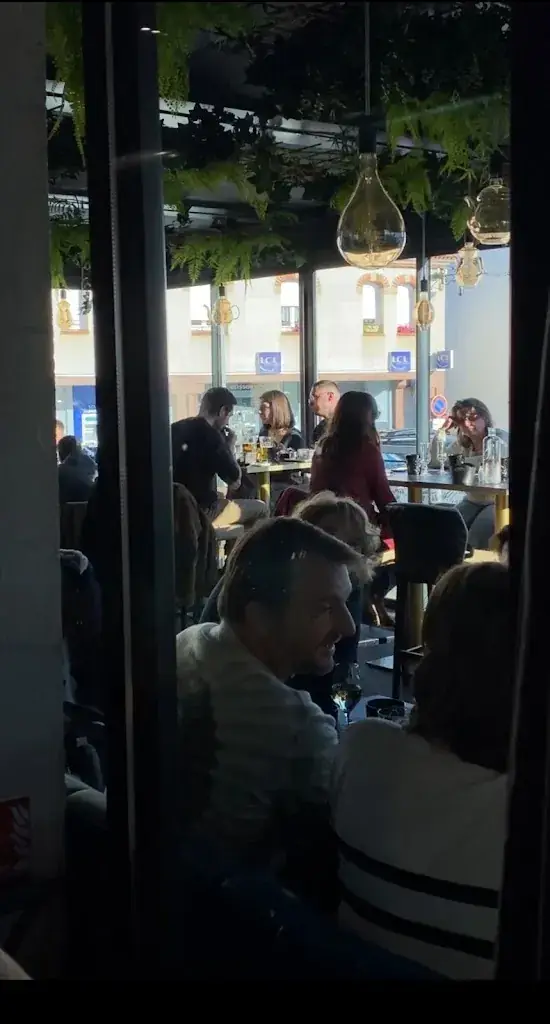 Viktoriia Ovsiannykova_La Villa Toto_Clisson_recensione