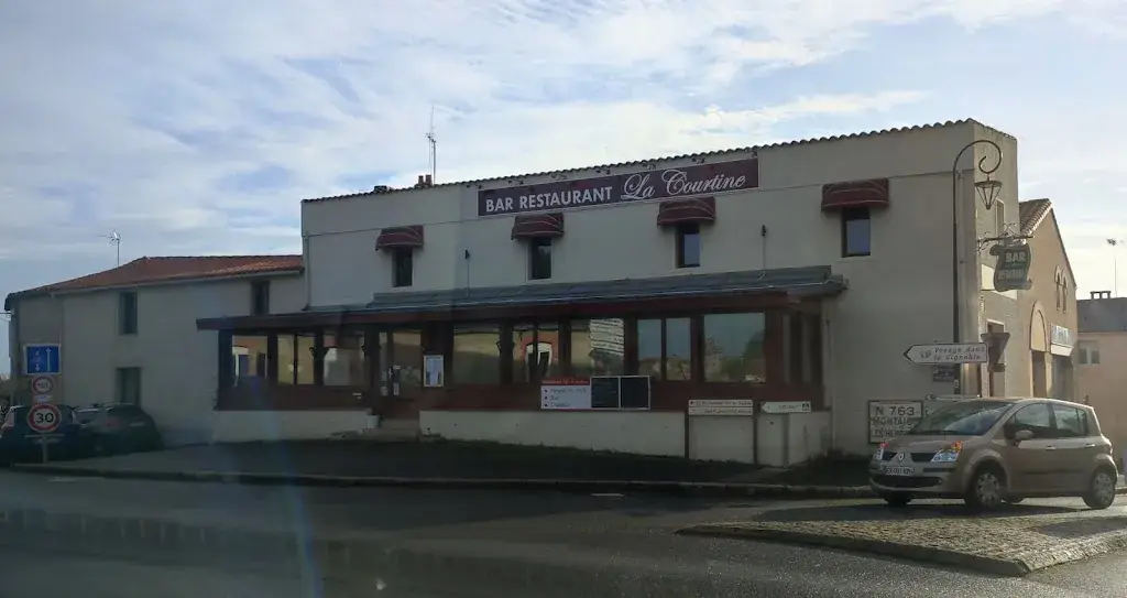 Restaurant La Courtine_Clisson_slider_image_3