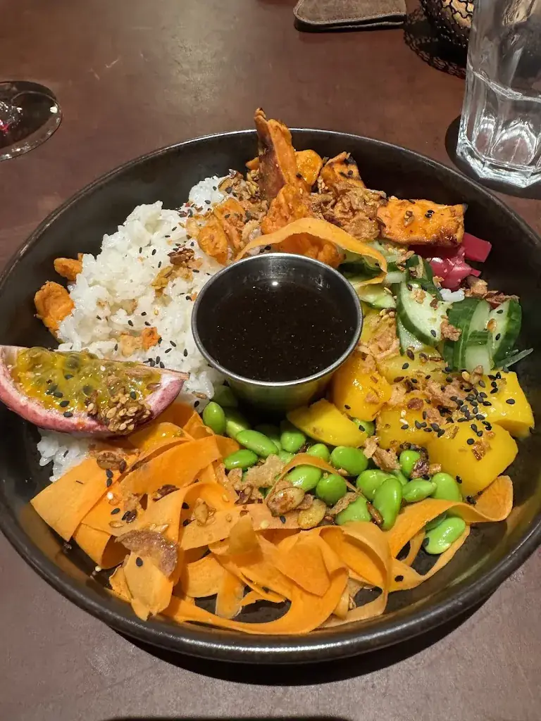 Elaine Lydon_Hellcity Brewpub & Restaurant_Clisson_review