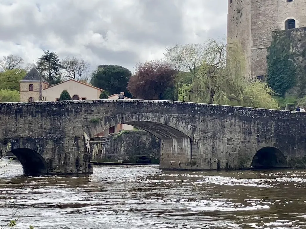 Eric Huitzing_Bar-Crêperie-Restaurant Le Québreizh_Clisson_review