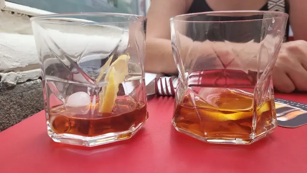 Gwenaelle Boutholeau Petitjean_Le Chat Botté_Clisson_review