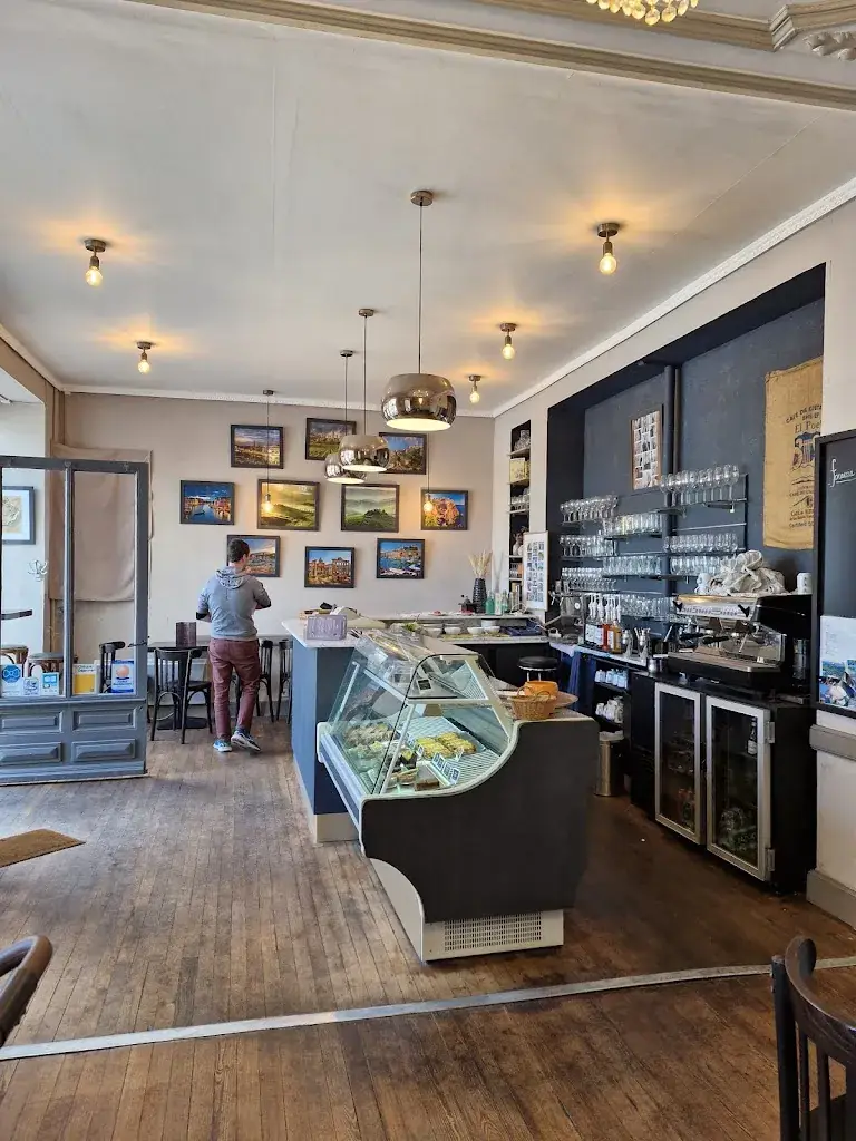 Dolce Caffè restaurant in Clisson