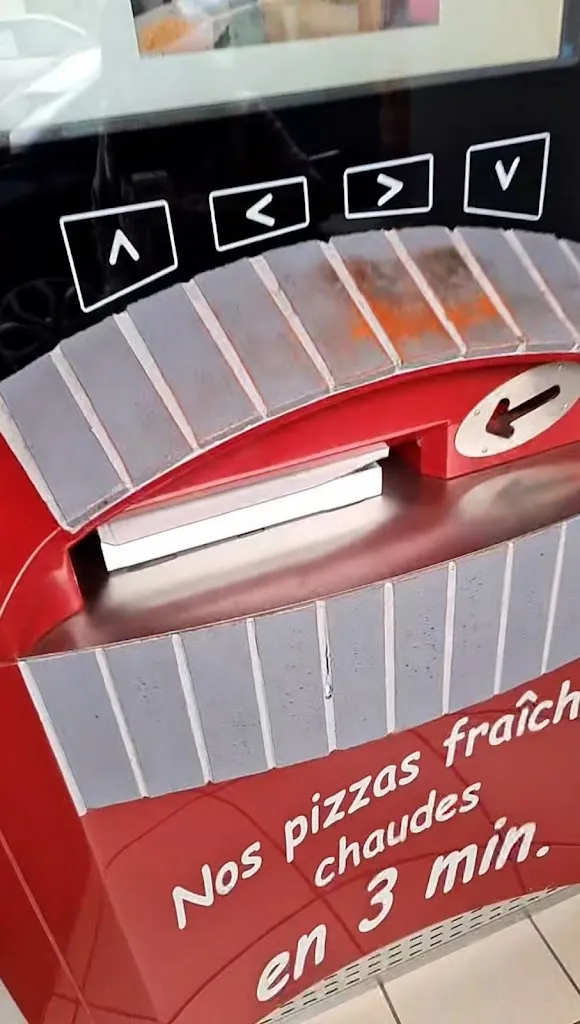 Jamie_Distributeur de pizzas fraiches 