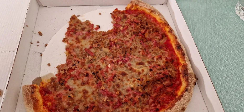 Alican_Distributeur de pizzas fraiches 