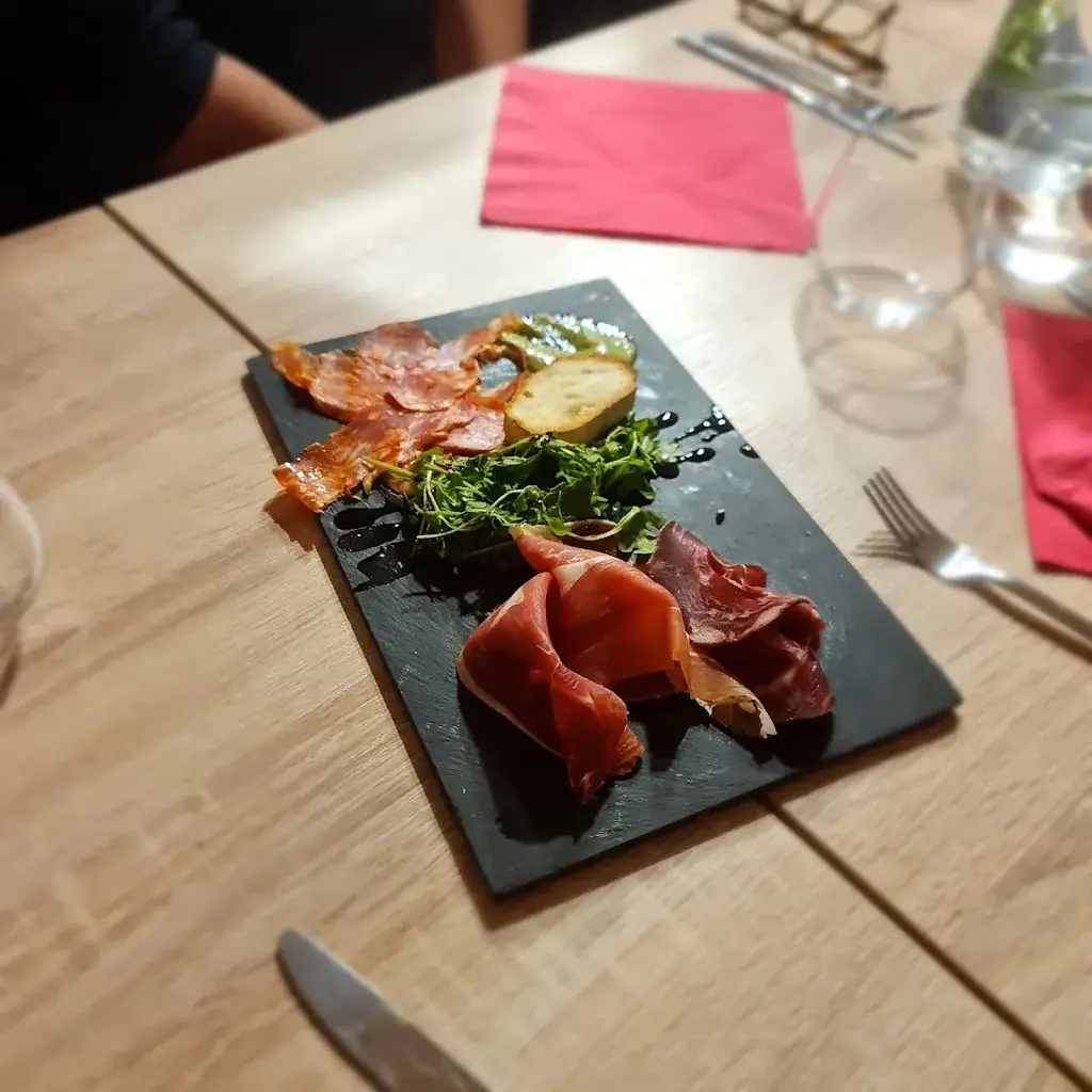 A Tavola ! ristorante a Conlie