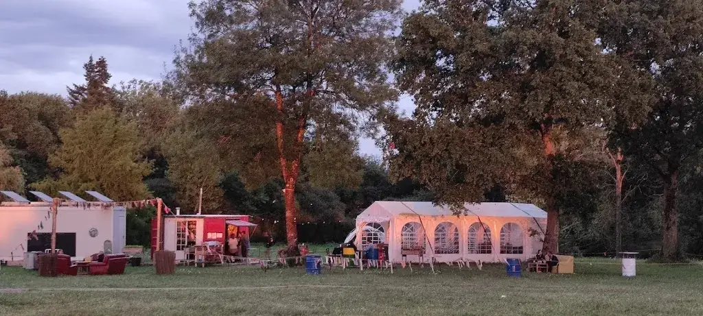 Francois_Guinguette PoséOdon_Conquereuil_review