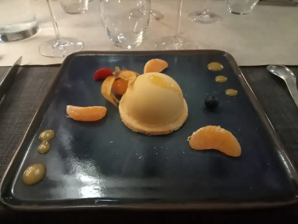 Emmanuelle Poirrier_le panier_Sceaux-sur-Huisne_review