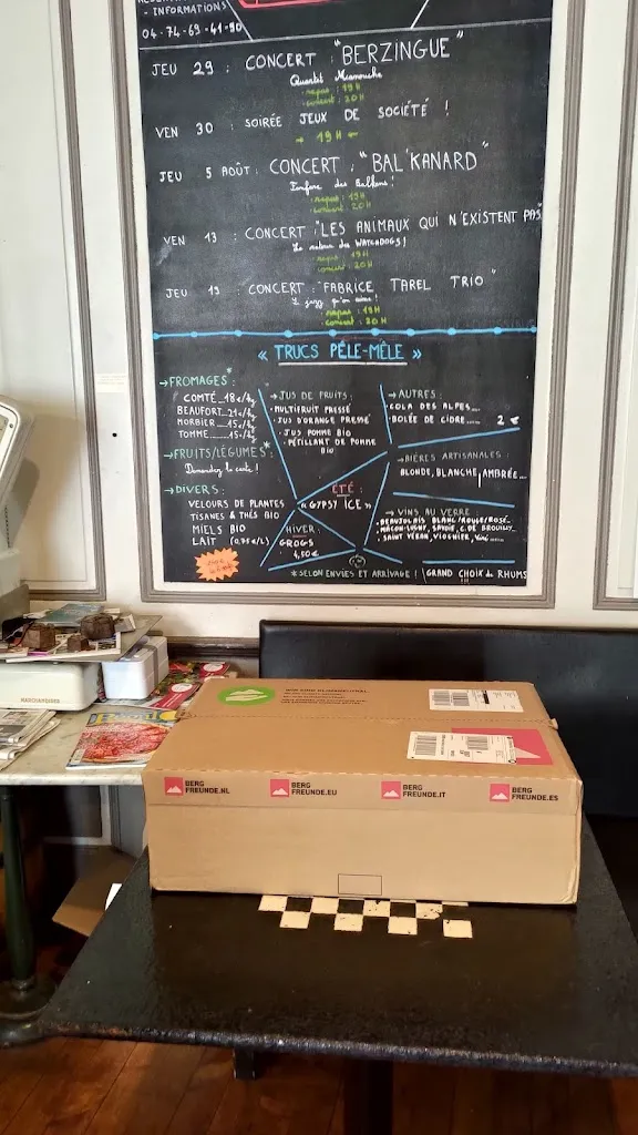 Menu_Pêle-Mêle Café_Montmerle-sur-Saône_image_4