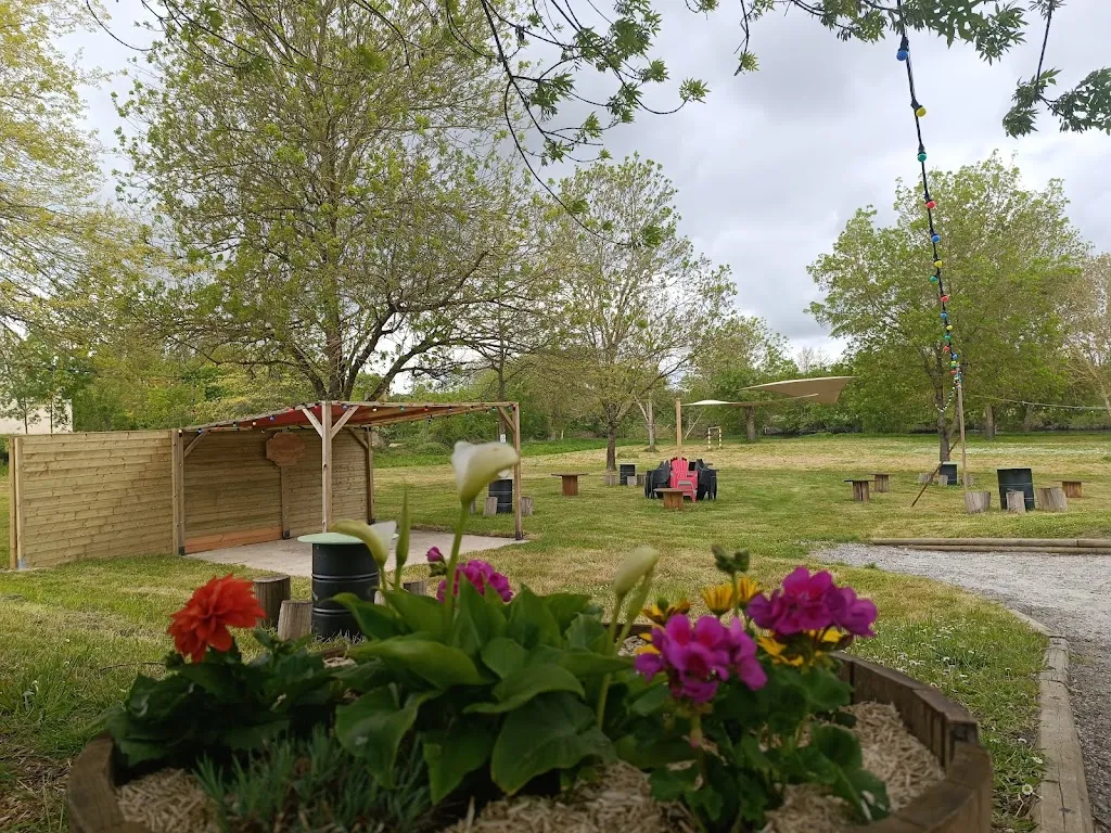 Guinguette du Père Chapuis_Seiches-sur-le-Loir_slider_image_2