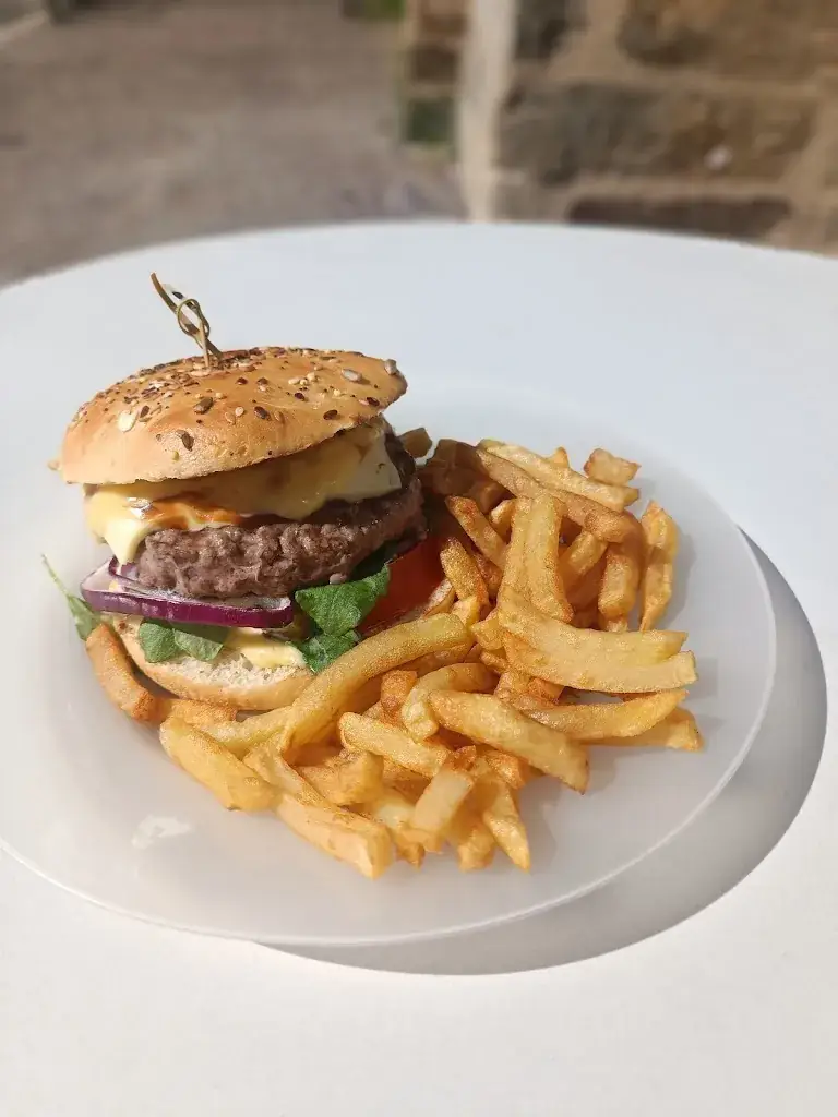 Food truck La Galipette restaurant in Cossé-le-Vivien