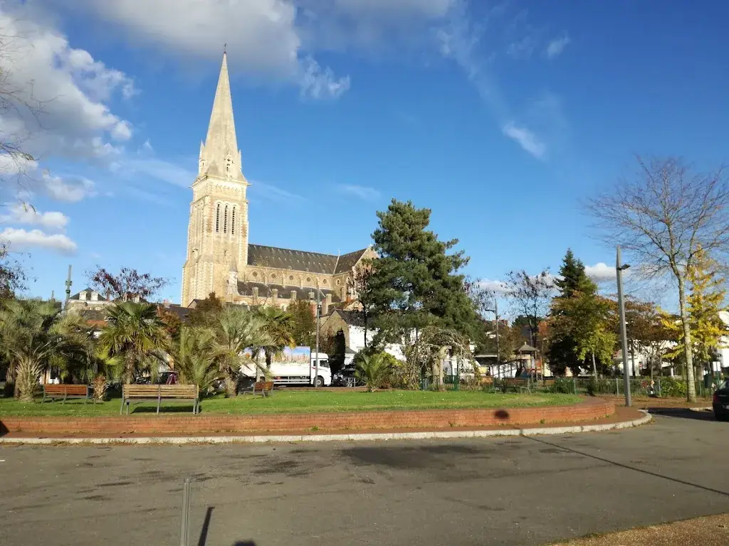 LABEL PROMENADE restaurant à Couëron