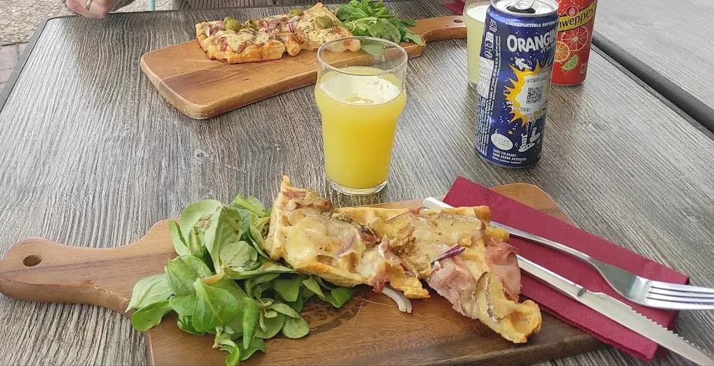 Erwan Trioullier_Le Bus Dé'tourné_Couëron_avis