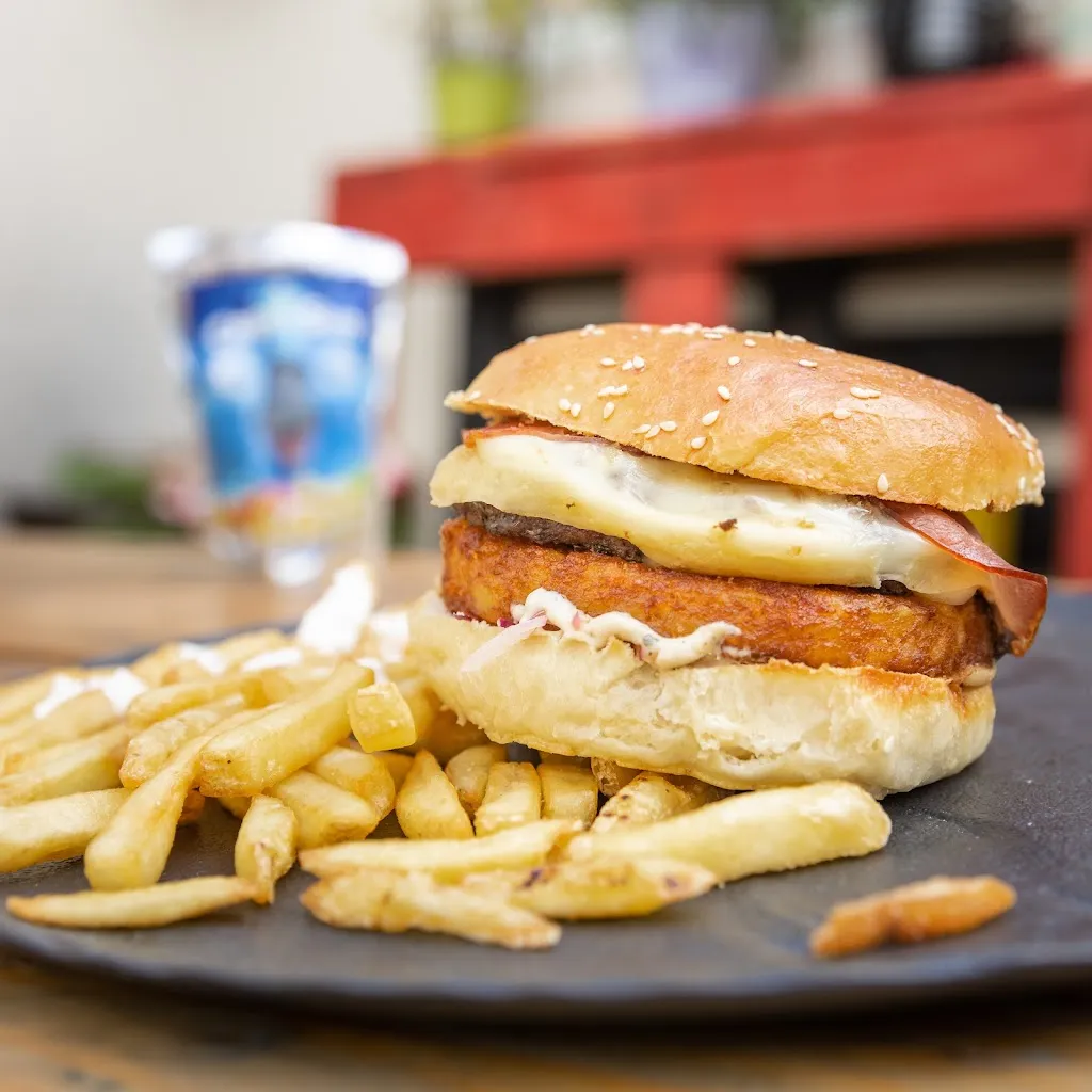 Au Petit Plaisir - Pizzas & Burgers maison Couëron_Couëron_slider_image_2